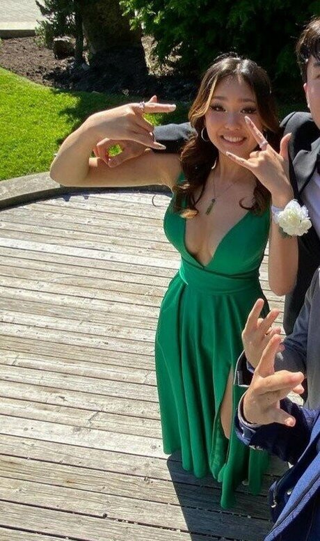 Chaela model perfect galleries