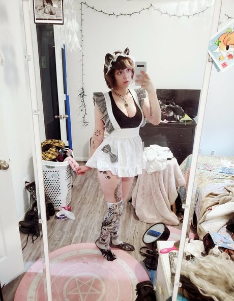 dahliaparisi pretty model image