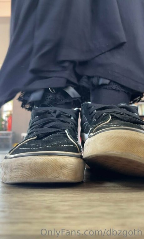 dbzgoth pretty model pictures