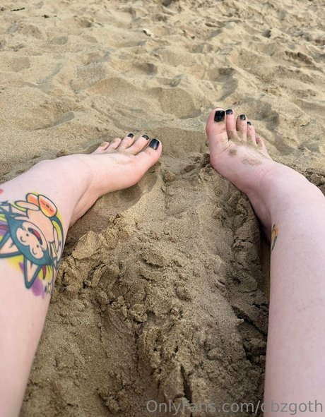 dbzgoth model perfect pic