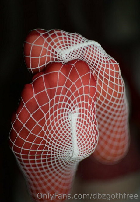 dbzgoth star high quality pictures