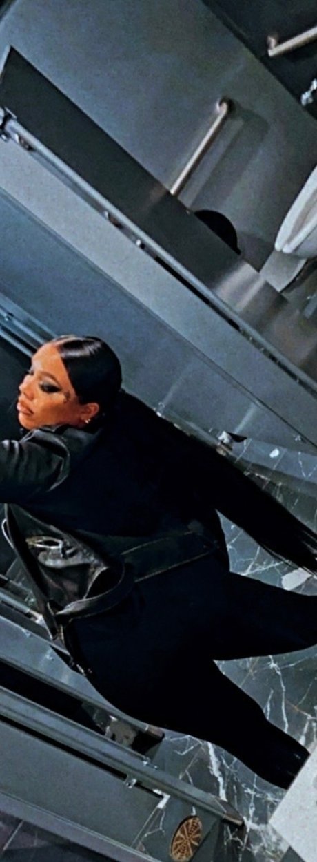 Ki Mulattaaa naked pornstar images