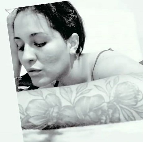 u212313635 nice pornstar pic