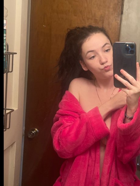 ectasy_ adult model pic