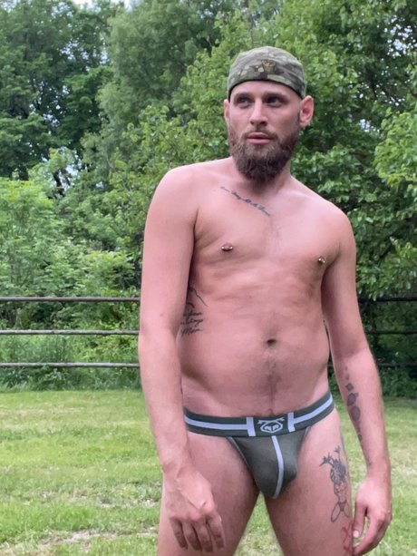 Eden Daniels model nudes photos