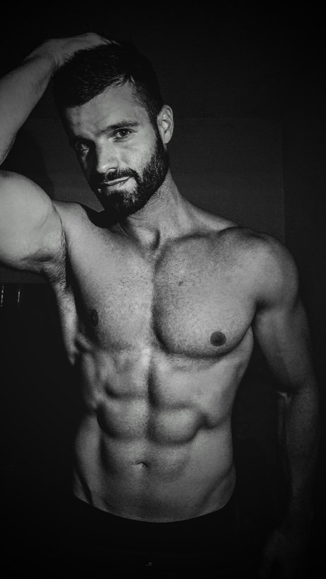 Gerbovio star sexy pictures