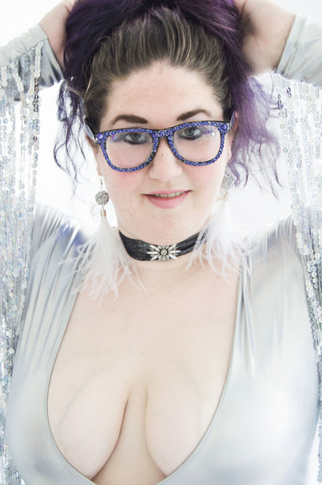 Ellie Quinn pornstar nude pictures