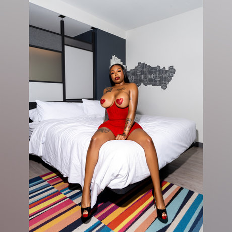 Skyla Banks xxx star archive