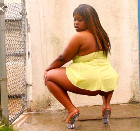 Ms Jayla KlymaxXx sexy model galleries