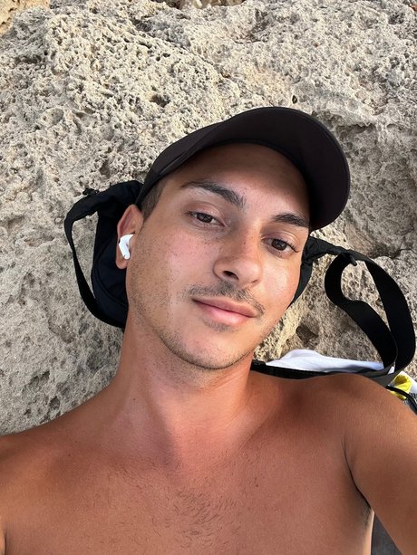 unknown model beautiful archive