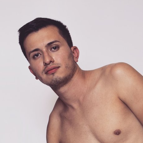 Oscar Garza_ pornographic actress pics