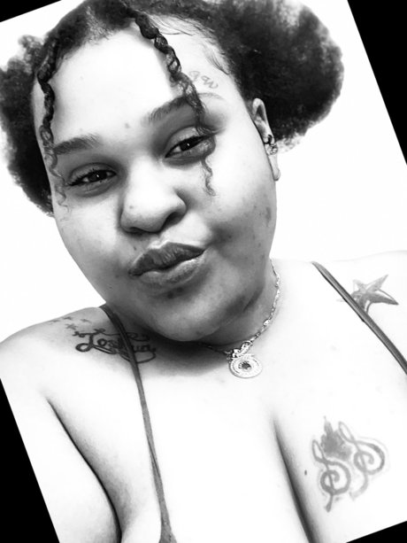 La Gordita Chulaa_ model nude pictures