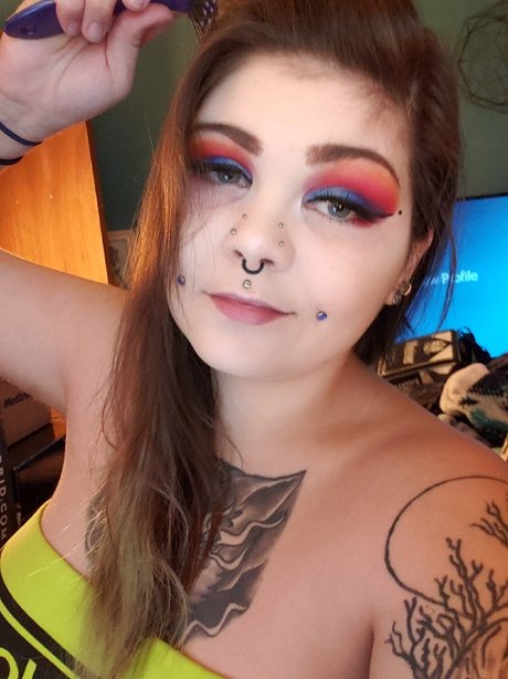 Beatrix Kitto nude actress archive