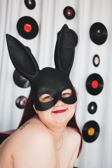 FeetMasquerade top actress picture