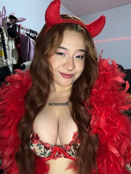 Dolly Love model xxx galleries