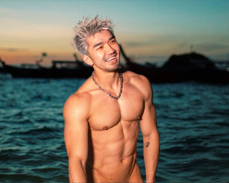 Daniel Zhang beautiful star archive