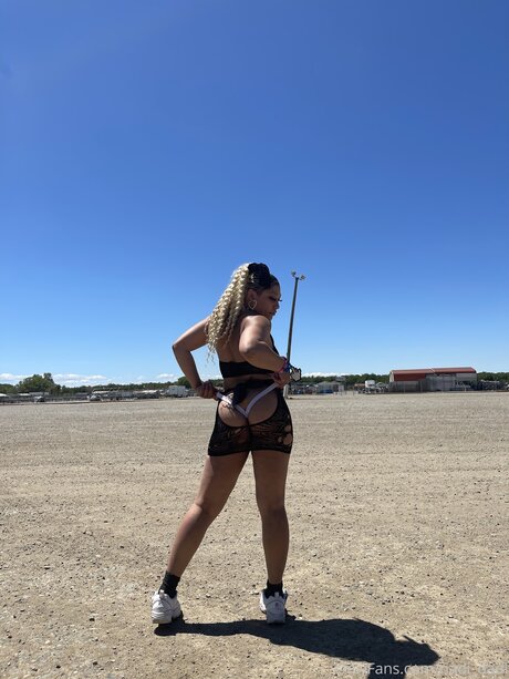 Nadi Hustle best pornstar image