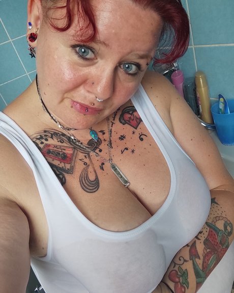 Isi pornstar nice pics