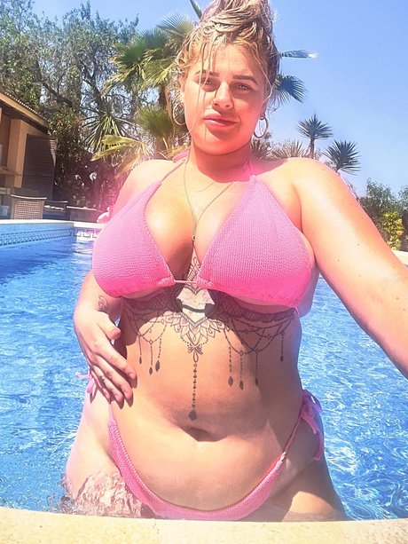 Louise 98 pornstar nice photos