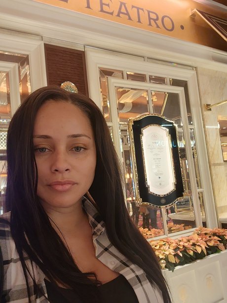 Empress Jazzy Sky hot star photos