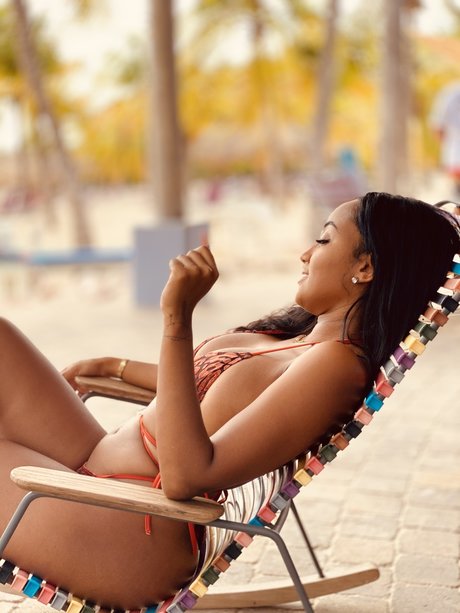 Farahjoy model nudes img