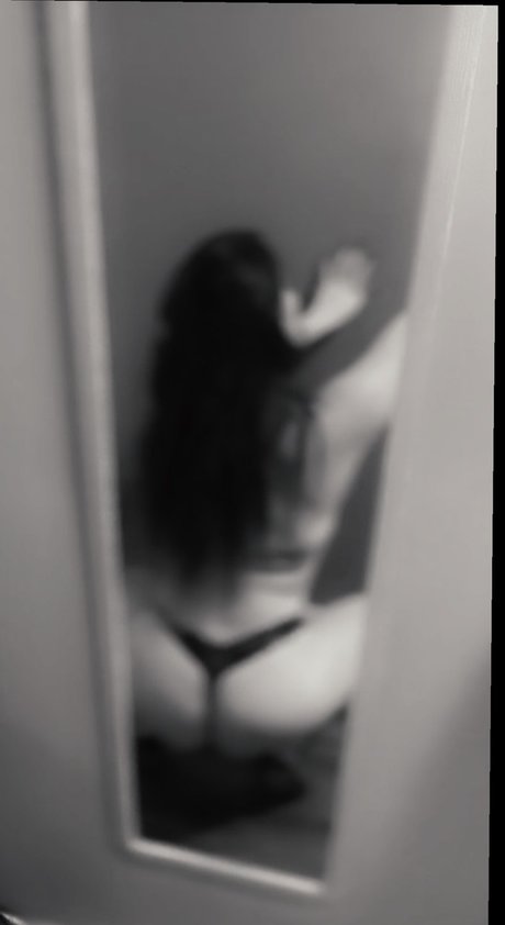 Dark Queen adult star gallery