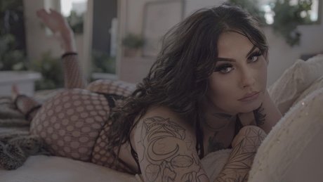 delaneyluvv model images