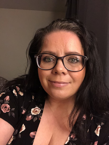 Your sexy lady free model picture