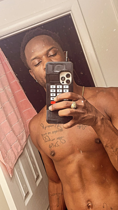 6ixOne5ive pornstar nice pic