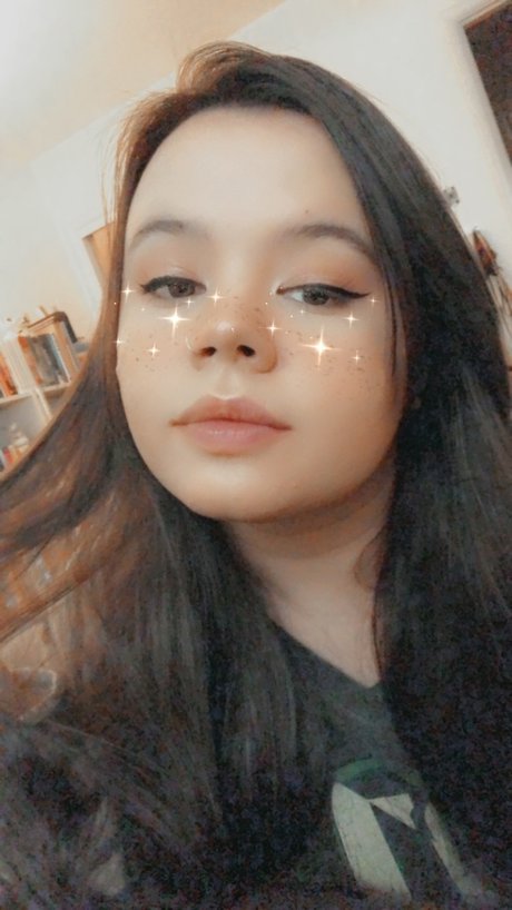 _PROFILE CLOSED Daisy nice star pics