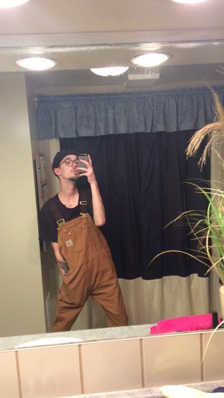 ClumsyDutch high quality model picture