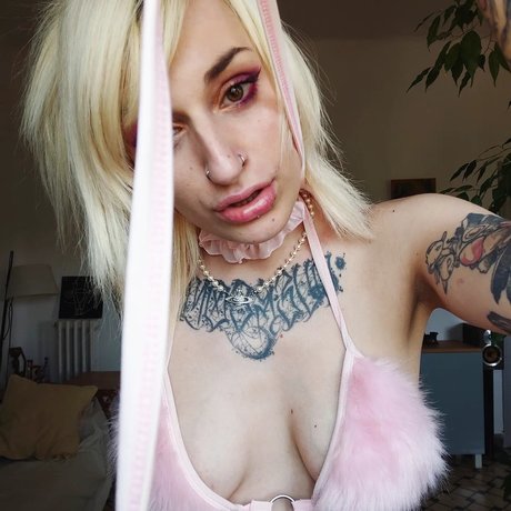 Nana kuroi adult actress photos