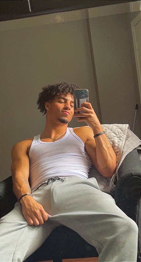 Nathenial stallion star nude image