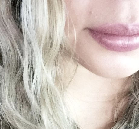 Natalia MILF BBW UNCENSORED nude star photos