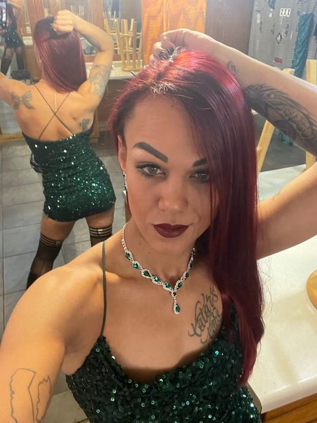 Hazel Maze high quality model pics