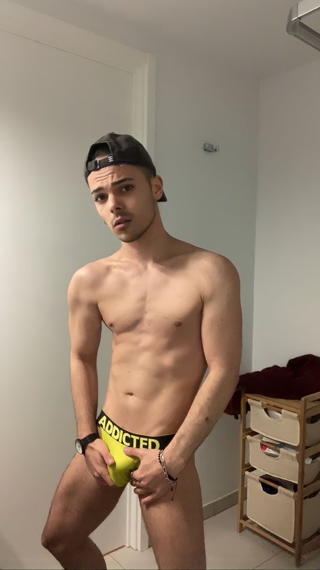 Nearb star hot image