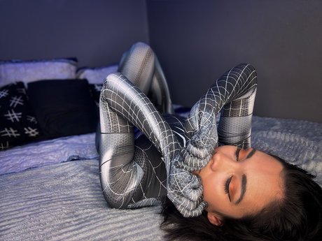 NayQiiiii sexy star galleries