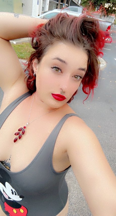 NaughtyKnickerx star erotic galleries