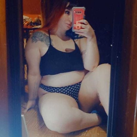 Caylee Cakez hot model images