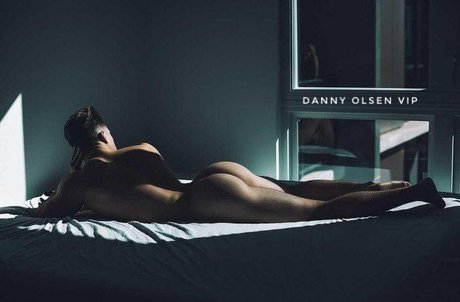 Danny Olsen VIP 5_ model free pic