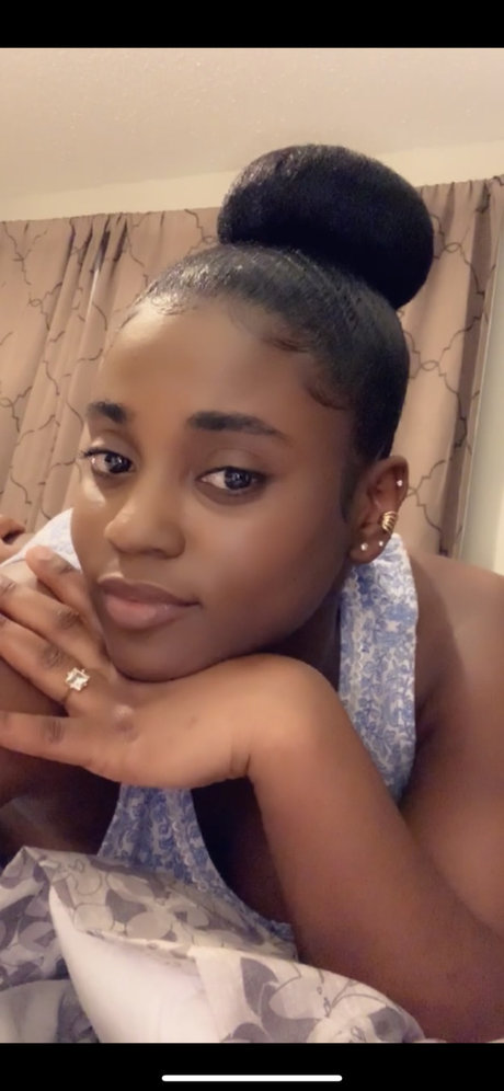 Chocolate Strawberry_ porn star pics