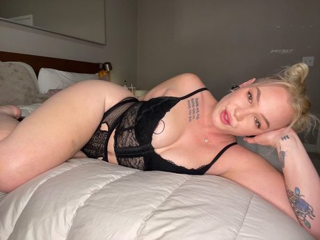 NeoErotica pornstar sex pic