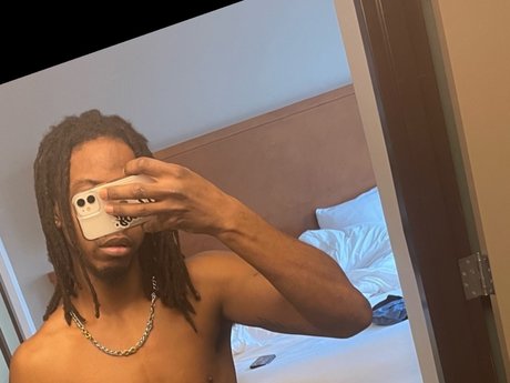 Daddy Choice Free sexy model pic