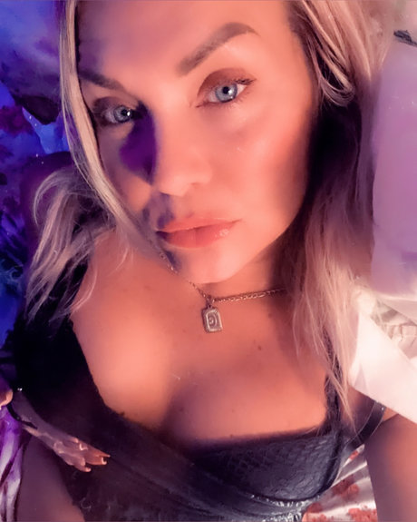 Miss Ginni pornographic actress gallery