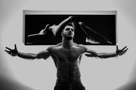 claudelo adult model photo