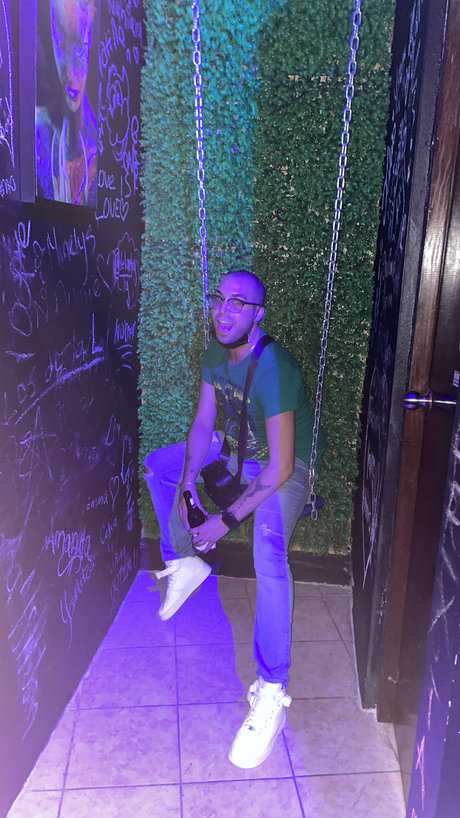 JNauj perfect pornstar gallery