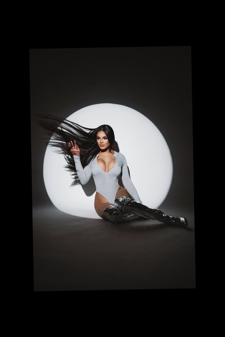 Nicole noble star beautiful photo