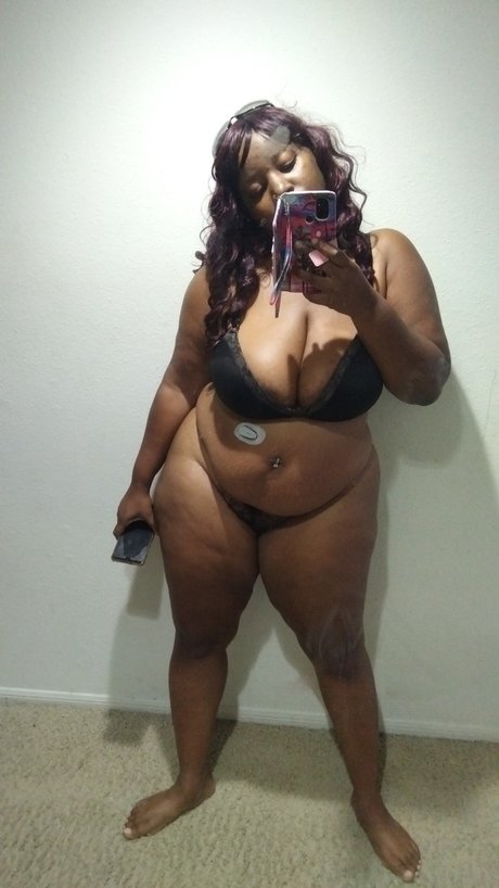 NICOLE THOMAS model sexy pictures