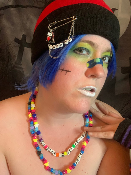 _Queen AyZee_ sex actress photo