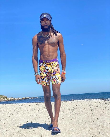 _BeautifulDick_ top actress image